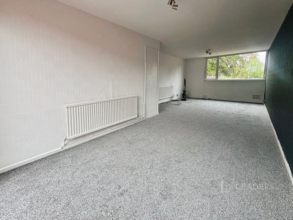Property photo 3 of 12 Pbox-Img.Jpg