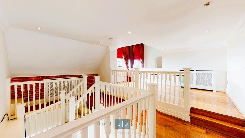 Additional image 14 of 4 bed flat to rentHill Hall, Theydon Mount, Epping CM16