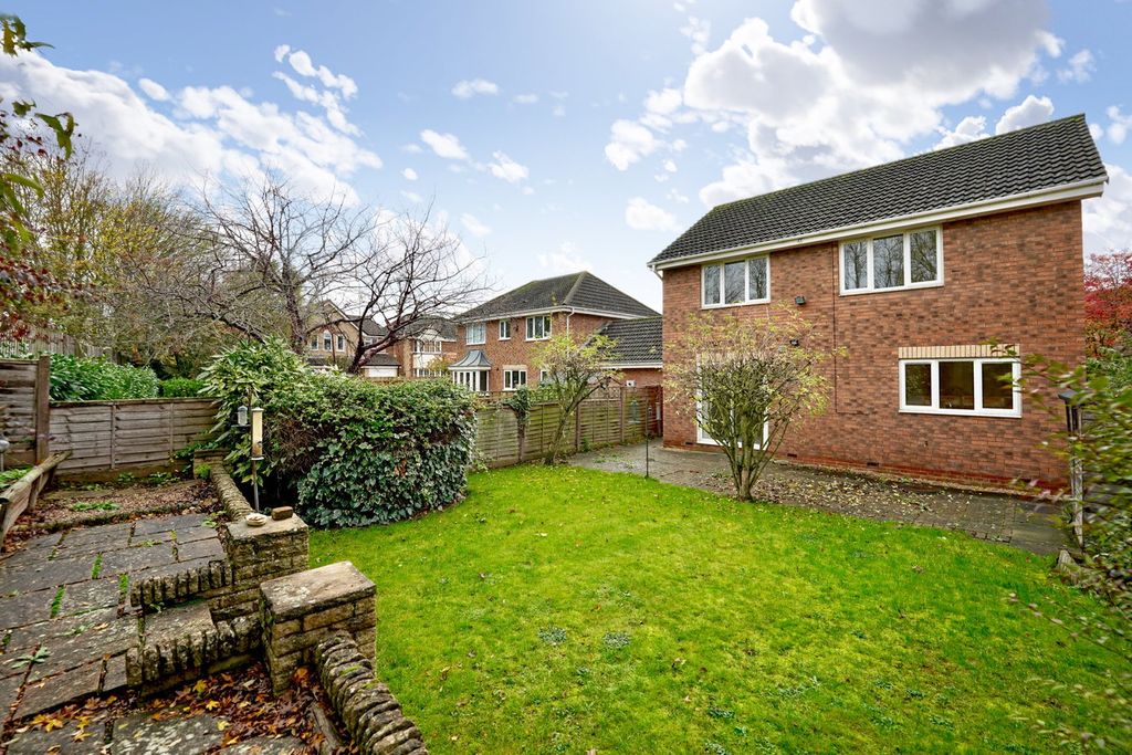Property photo 3 of 16