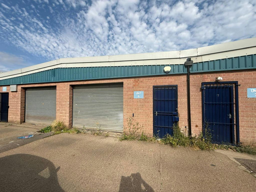 Property photo 1 of 2 Unit 6