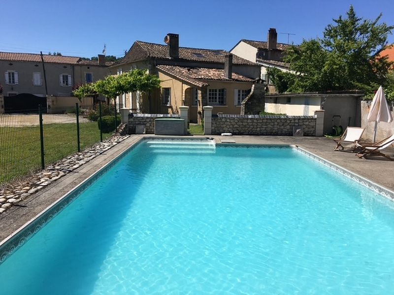 Property photo 3 of 32 Photo 3