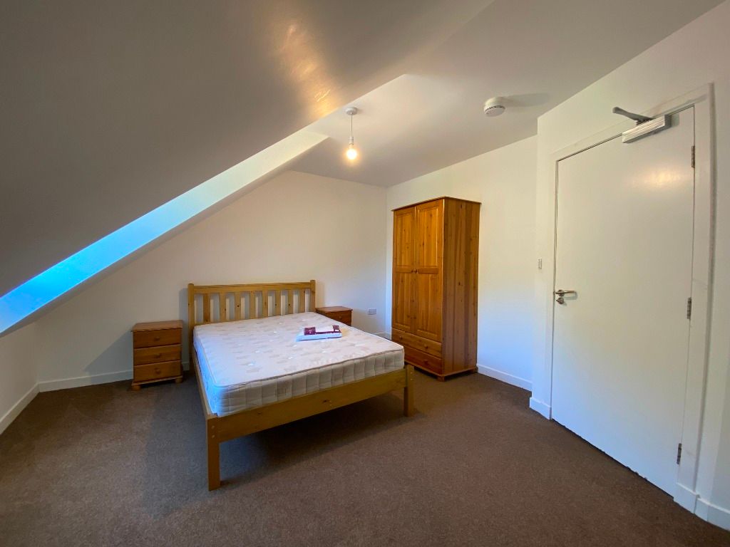 Additional image 8 of 6 bed flat to rentSt Leonards Bank, Newington, Edinburgh EH8