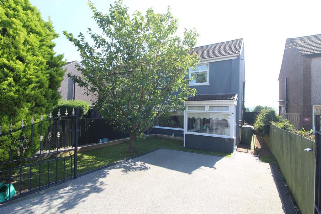 Property photo 1 of 26 Outside