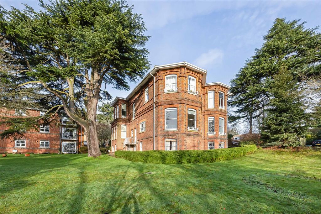 Property photo 1 of 15 8_72354.Jpg