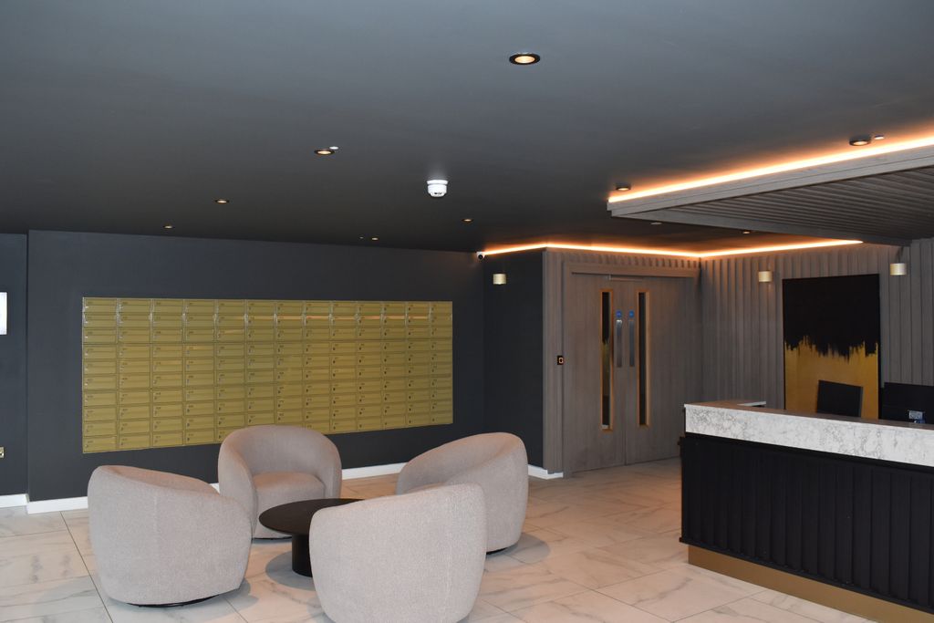Property photo 2 of 14 Reception