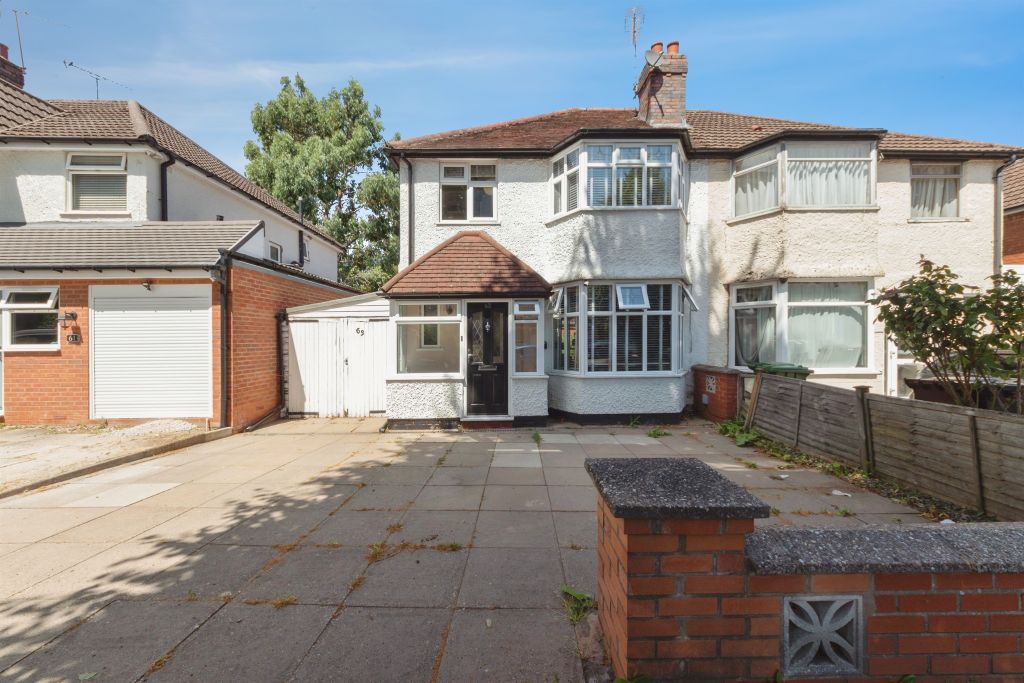Property photo 2 of 18