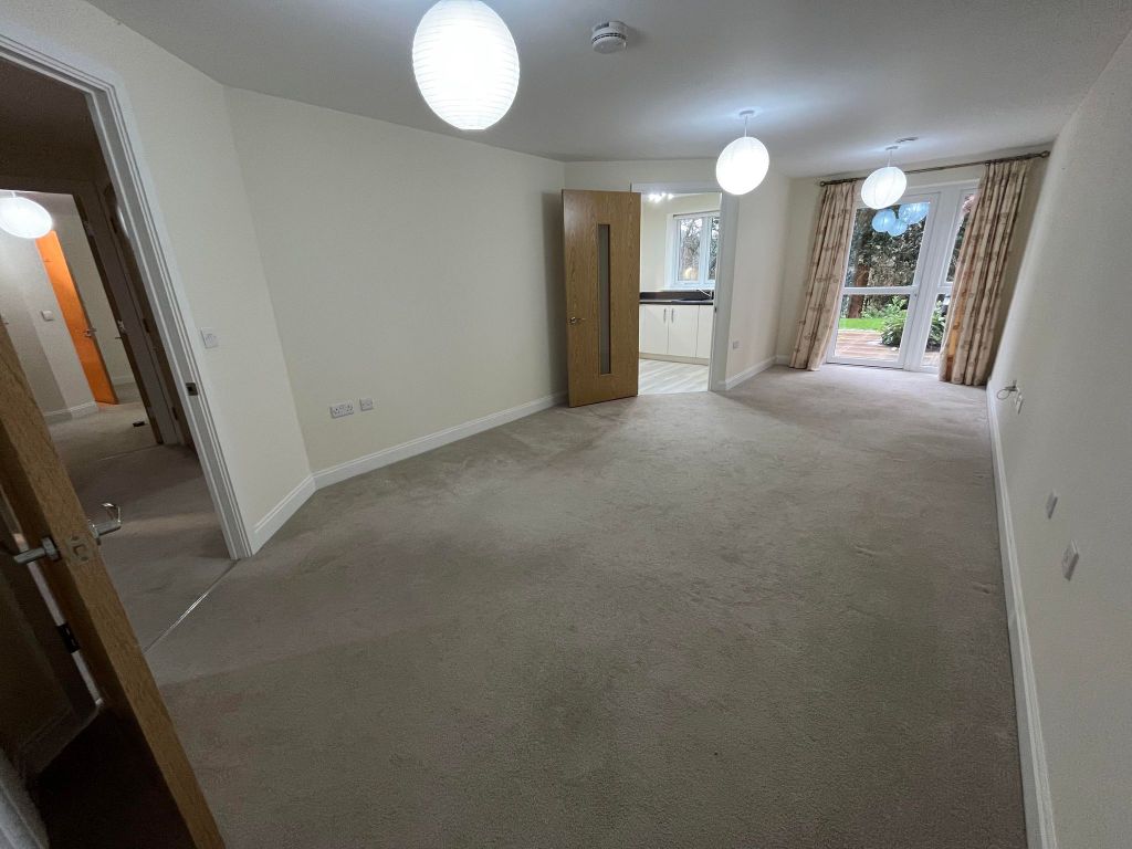 Property photo 3 of 17