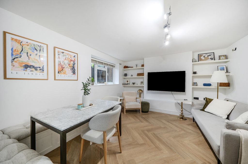 Property photo 1 of 12 1471118-3-6A1Ff07...