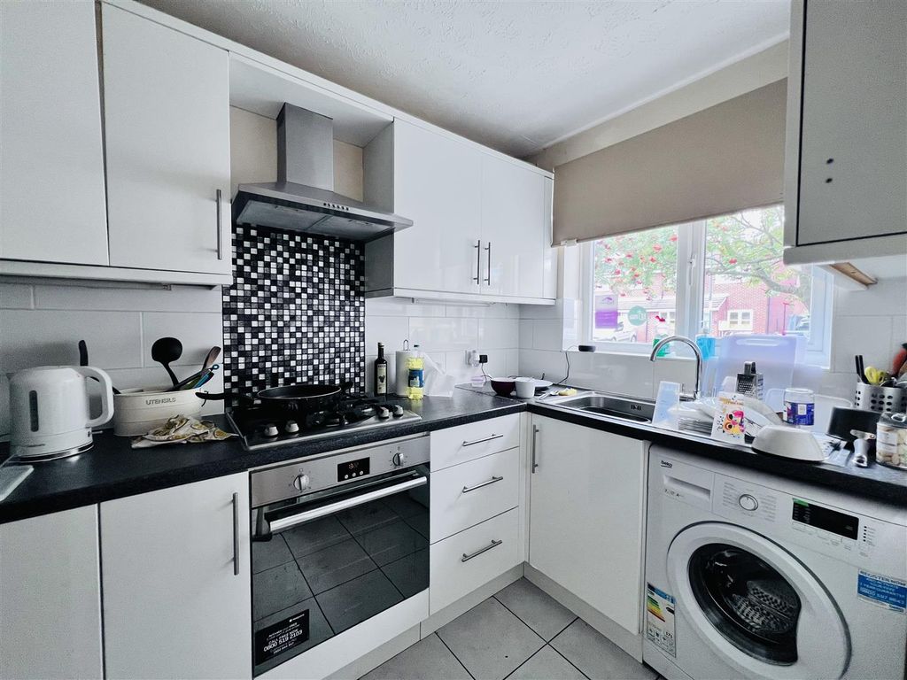 Property photo 3 of 12 Image00002.Jpeg