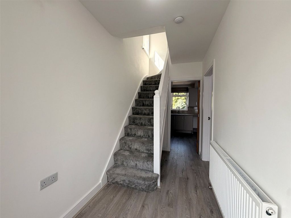 Property photo 3 of 25 Hallway