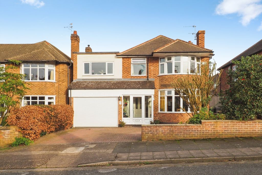 Property photo 1 of 30 Pbox-Img.Jpg