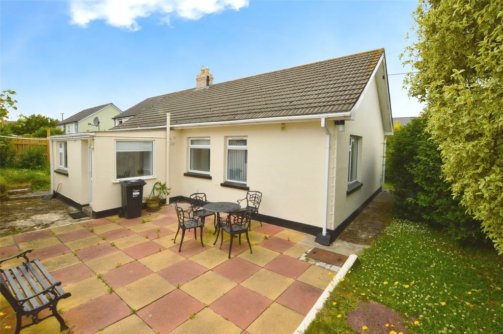 Property photo 2 of 9 Picture No. 21