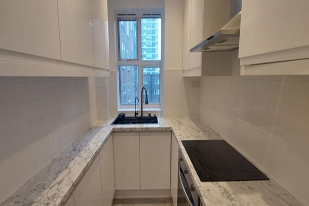 Property photo 3 of 10 4494053