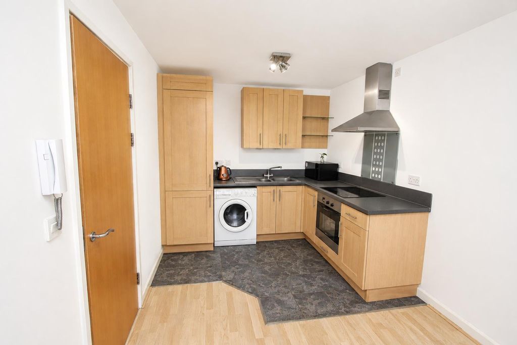 Property photo 2 of 9 1.Png