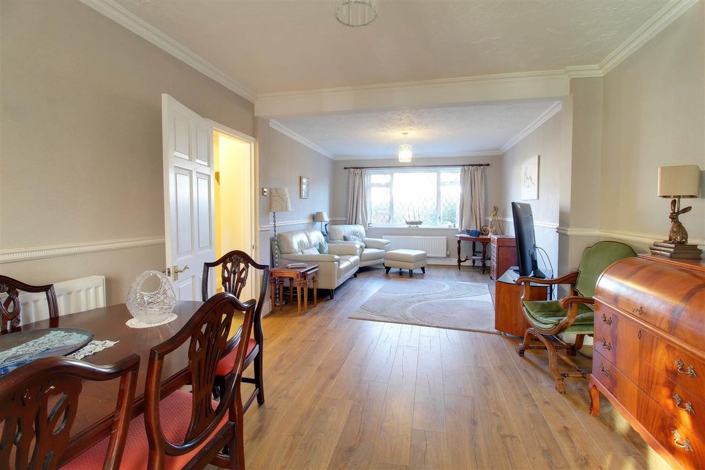 Property photo 2 of 19 Img_1991-Img_1993.Jpg