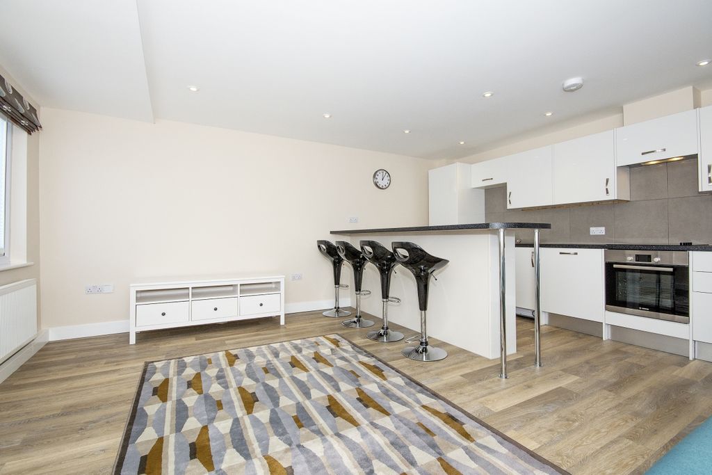 Property photo 3 of 7 Image (109)