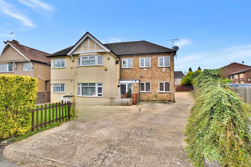 Property photo 1 of 10 8Jn1Hwmsuegiw13Pcglycw_Enhanced.Jpg