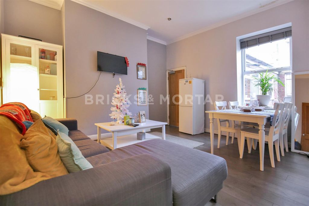 Property photo 1 of 6 Wfwqvbukd0Yxxr-Nwkmsyw.Jpg