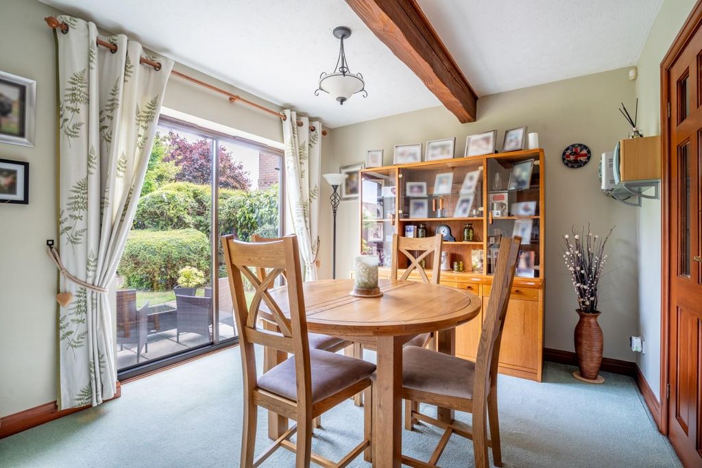 Property photo 2 of 10 Fc-1.Jpg