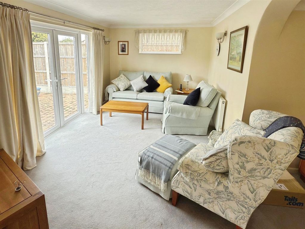 Property photo 3 of 12 Rowan Way (3).Jpg