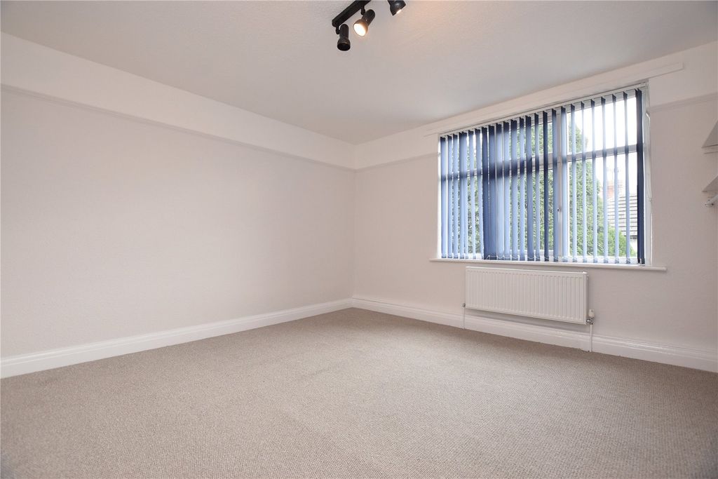 Property photo 1 of 7 Picture No. 13