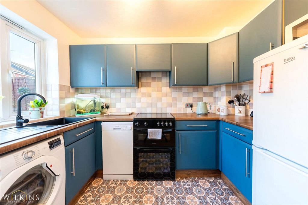 Property photo 3 of 24 Picture No. 39