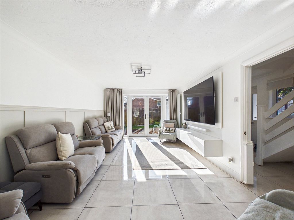 Property photo 2 of 22 Picture No. 19