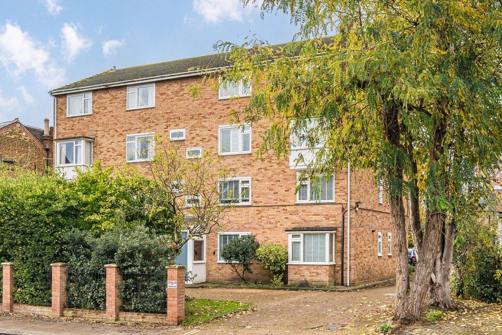 Property photo 1 of 7