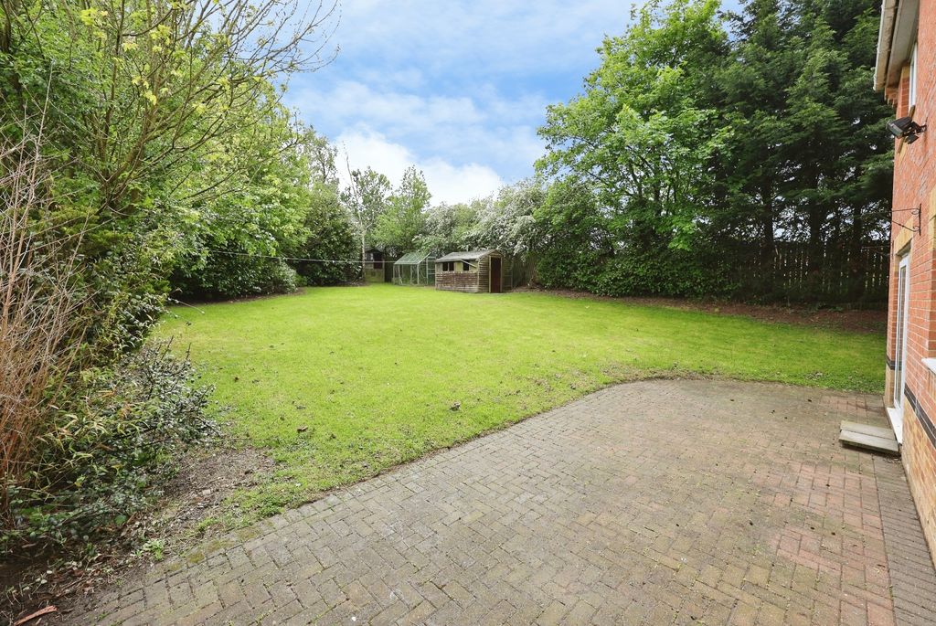 Property photo 2 of 20 Pbox-Img.Jpg
