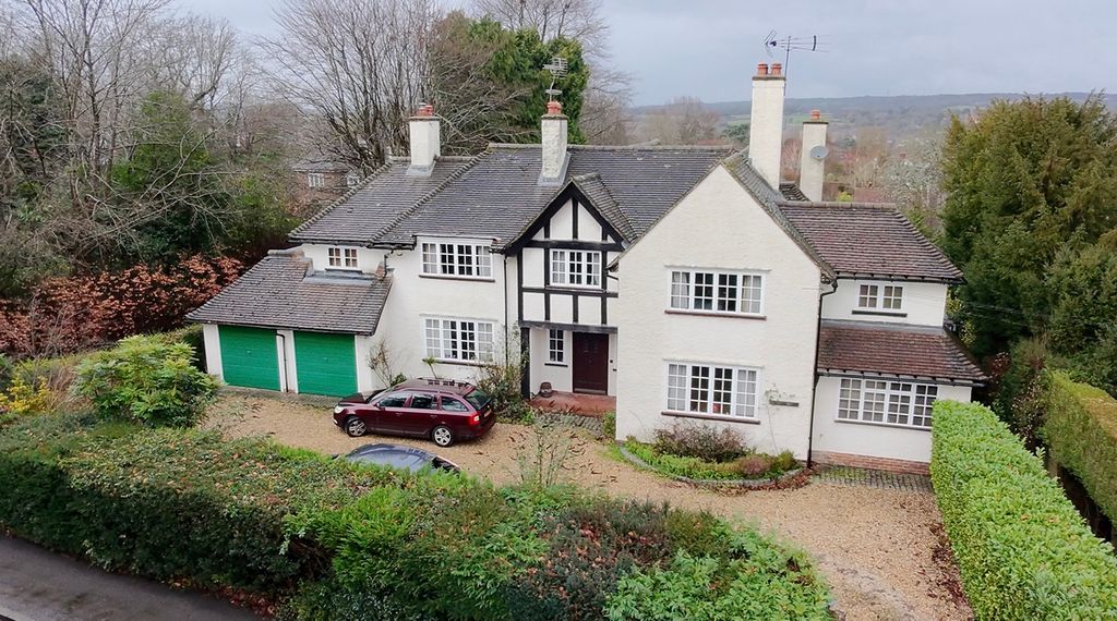 Property photo 1 of 12 Front