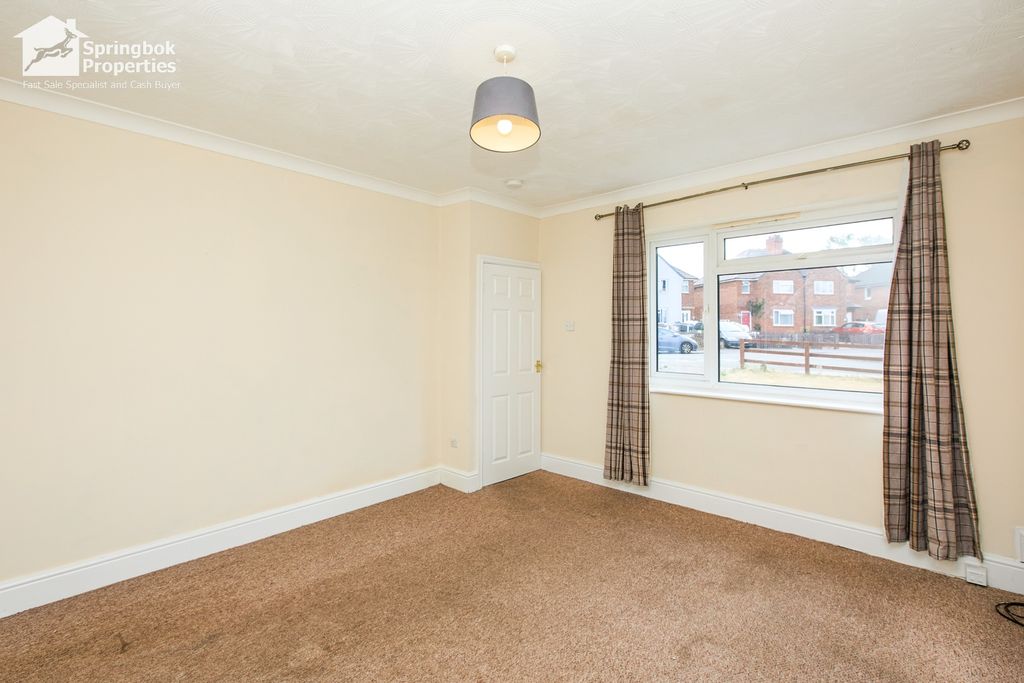 Property photo 2 of 12 Image 1