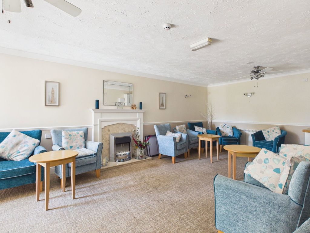 Property photo 2 of 13