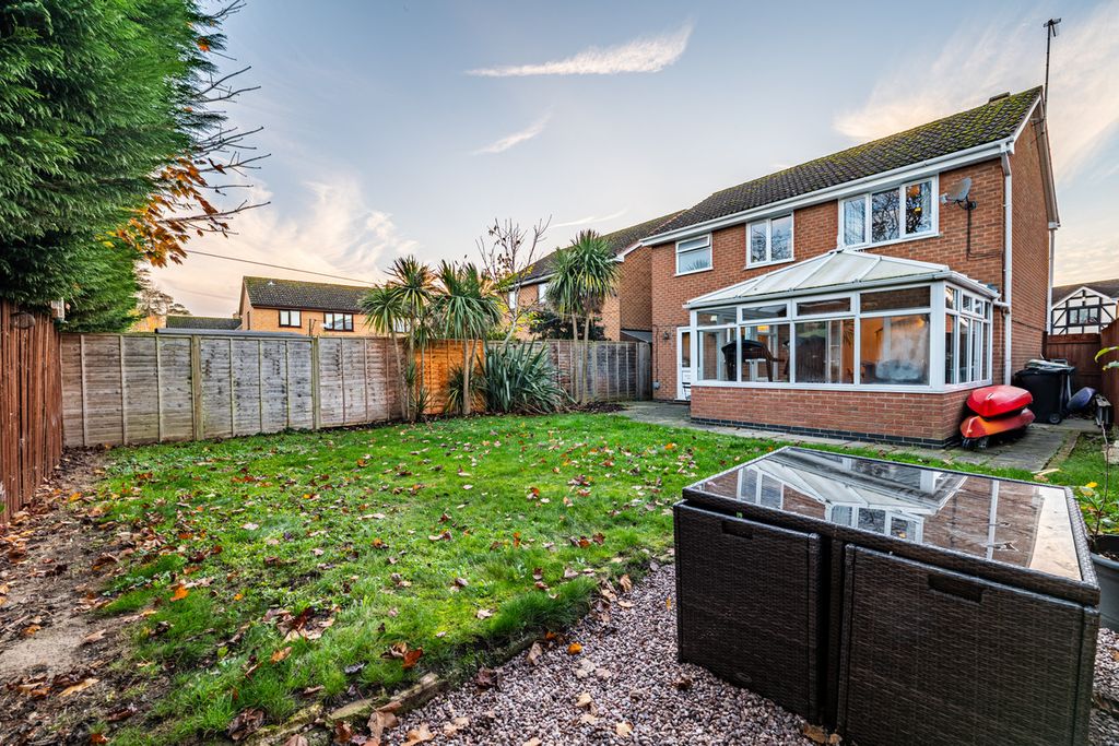 Property photo 3 of 24