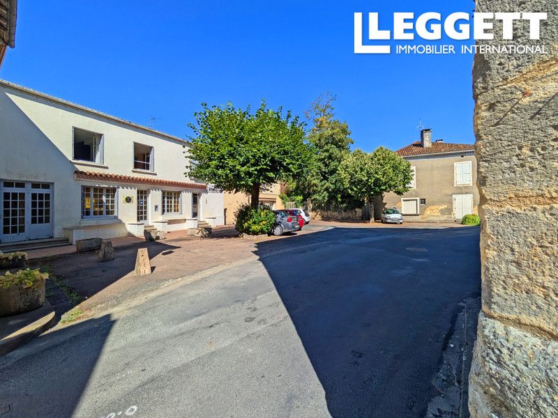 Property photo 2 of 10