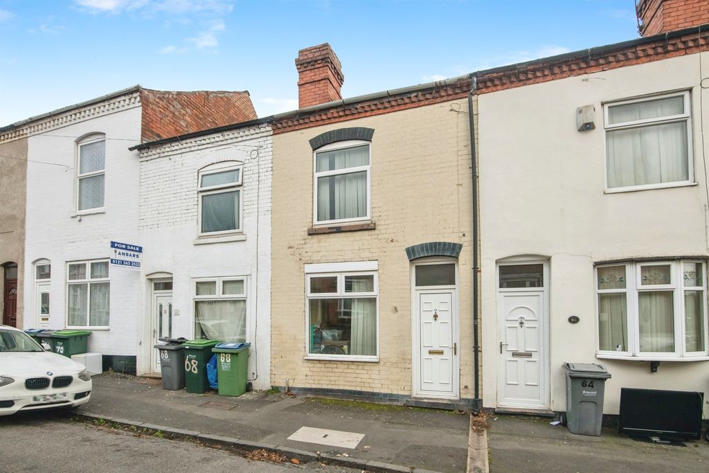 Property photo 2 of 17