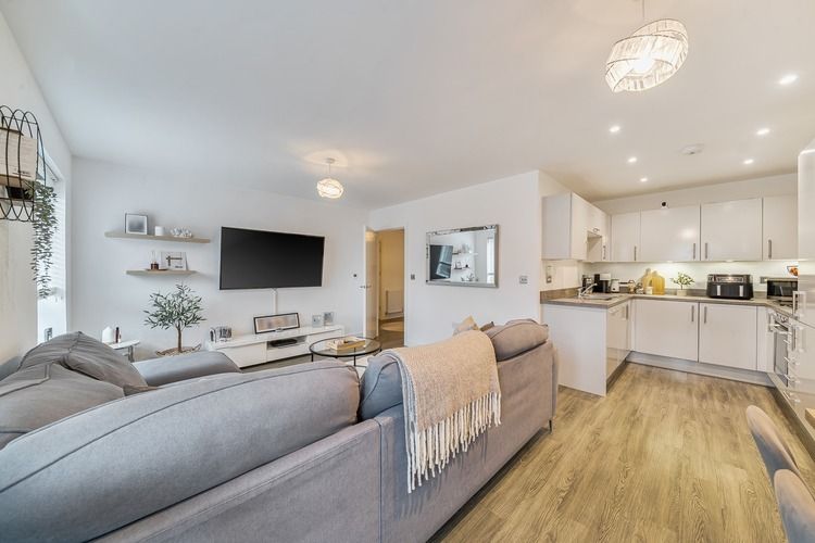 Property photo 3 of 16