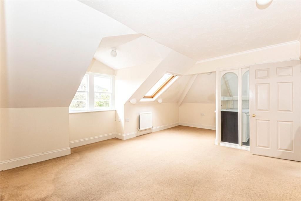 Property photo 2 of 7 Living 3.Jpg