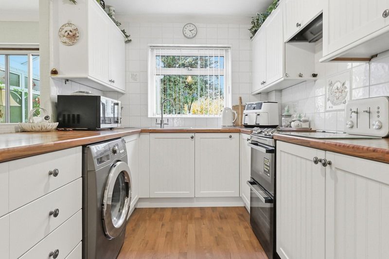 Property photo 3 of 21 4684443