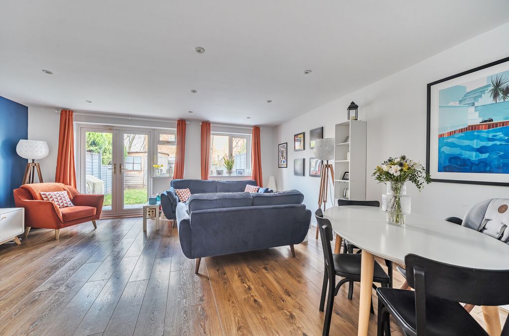 Property photo 3 of 19 1402049-5-697A0F5...