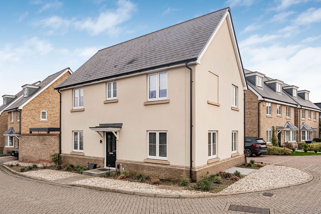 Property photo 1 of 21 Front