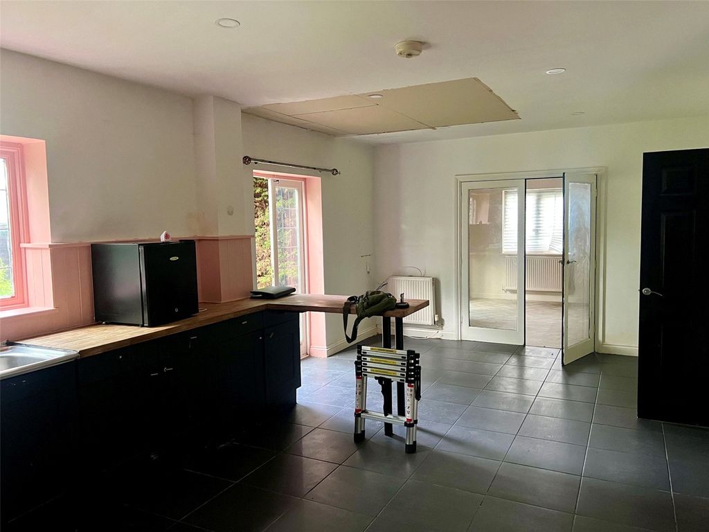 Property photo 2 of 18 Picture No. 03