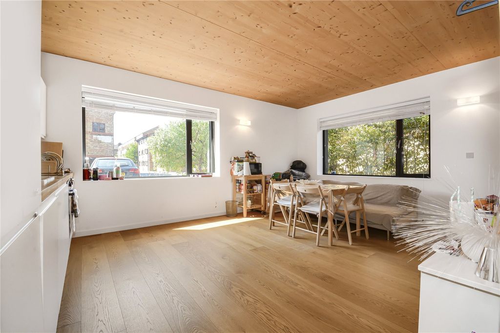 Property photo 1 of 11 Picture No. 05