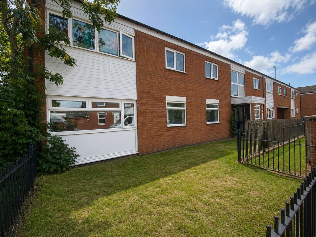 Property photo 2 of 16