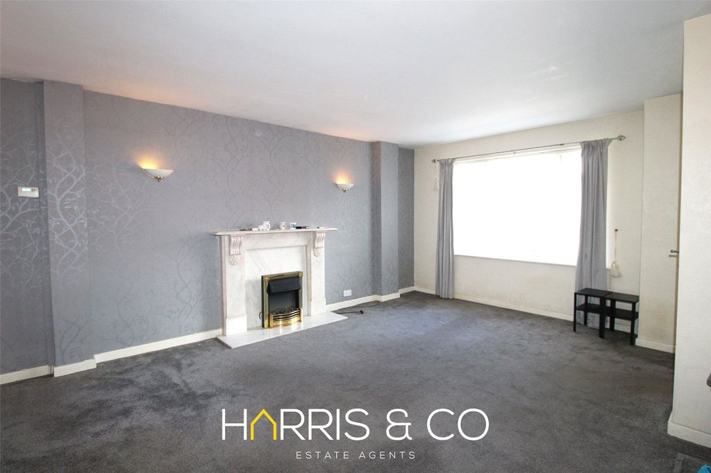 Property photo 2 of 12 Picture No. 26