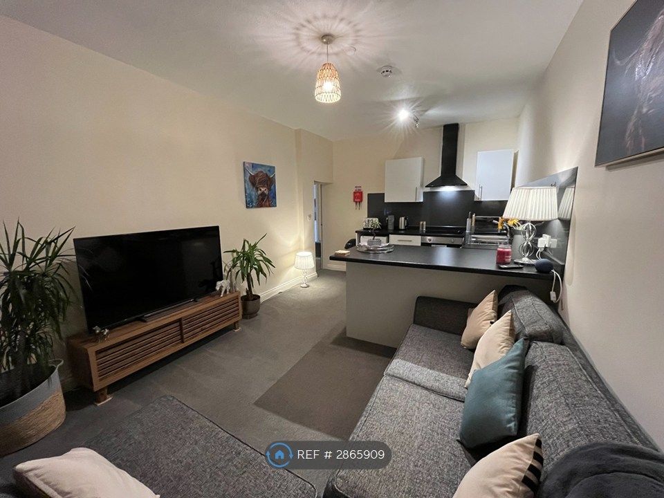 Property photo 1 of 7 Open Plan Living/ Kitchen Area