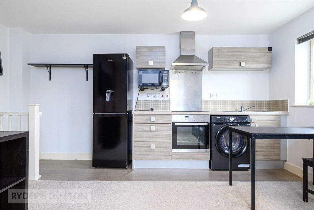 Property photo 3 of 15 Picture No. 28