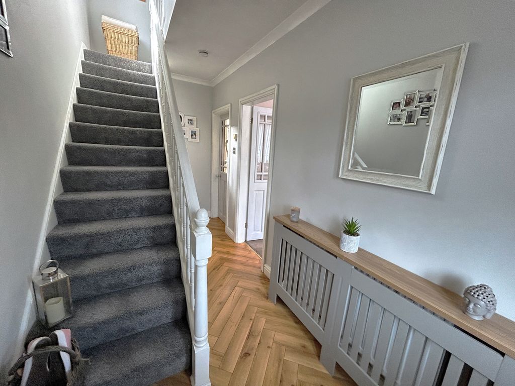 Property photo 2 of 22 B70D7CC3-Cf22-4Dce-90E0-92B0814Eb7B3.Jpg