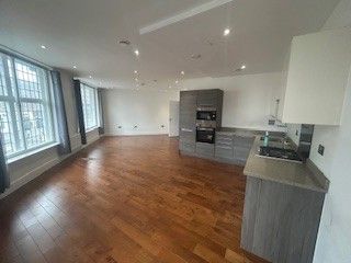Property photo 1 of 7 4