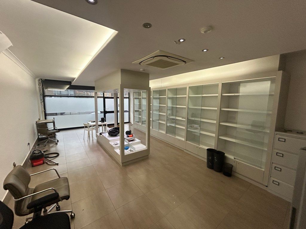 Property photo 2 of 6 Photo 3