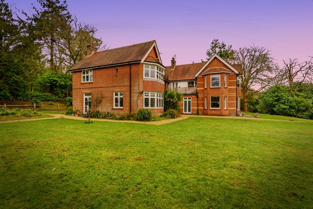 Property photo 1 of 19